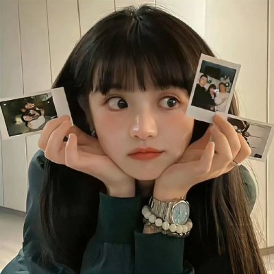 左撇子女人